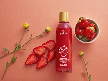 Daily Cleansing Strawberry Arnica Face Wash