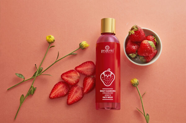 Daily Cleansing Strawberry Arnica Face Wash